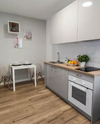 Bezagenta Mozart6 Studio Easy Access To City Wifi